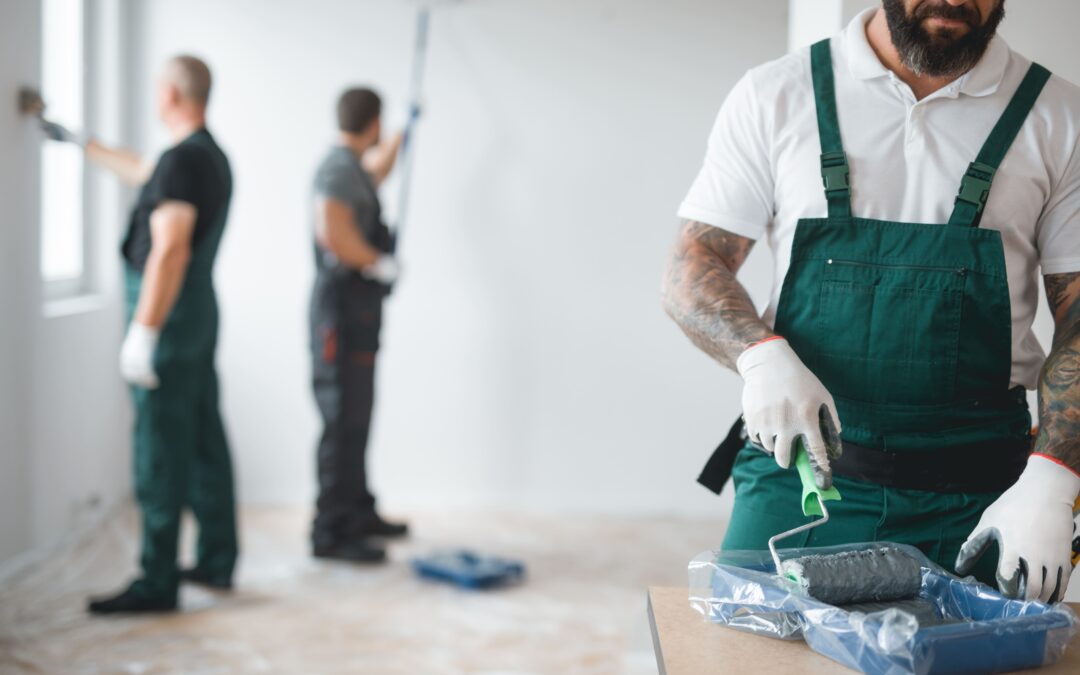 Navigating the Top 10 Questions When Hiring Painting Contractors in Milwaukee