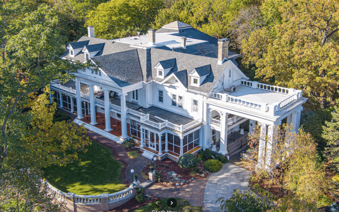 Painting contractors in Pewaukee preparing home exterior for winter.